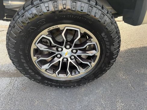 Used 2022 Chevrolet Colorado ZR2 AWD/4WD image 13