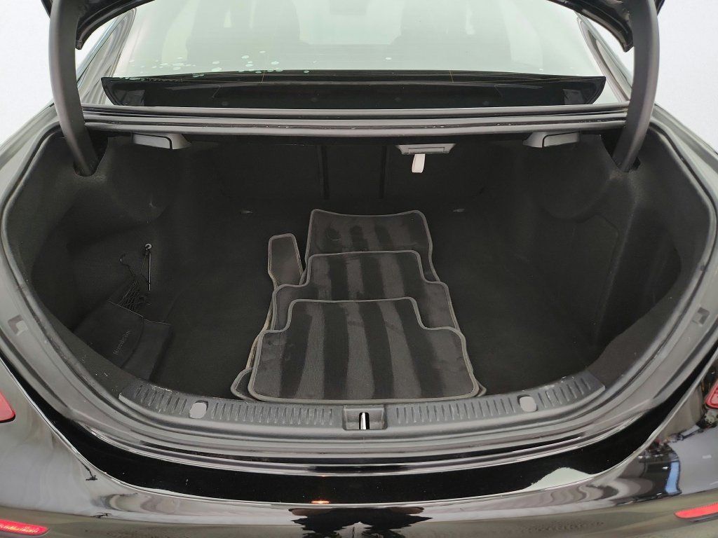 Used 2020 Mercedes-Benz E 350 4MATIC Sedan image 34