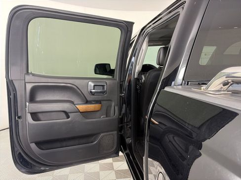 Used 2016 Chevrolet Silverado 1500 LTZ w/ Sport Package AWD/4WD image 14