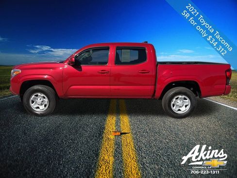 Used 2021 Toyota Tacoma SR image 9