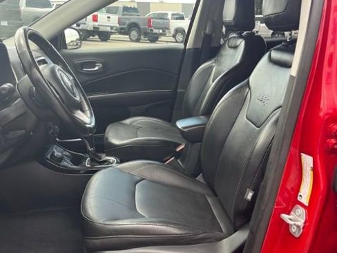 Used 2019 Jeep Compass Limited AWD/4WD image 31