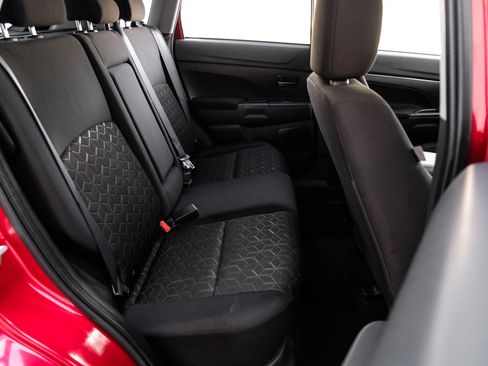 Used 2024 Mitsubishi Outlander Sport AWD image 37