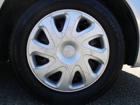 Used 2002 Toyota Corolla LE FWD image 21