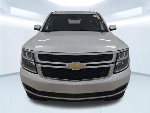 Used 2019 Chevrolet Suburban LT image 17