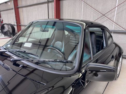 Used 1991 Porsche 911 Carrera image 24