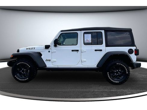 Used 2023 Jeep Wrangler Unlimited w/ 8.4" Radio Group AWD/4WD image 17