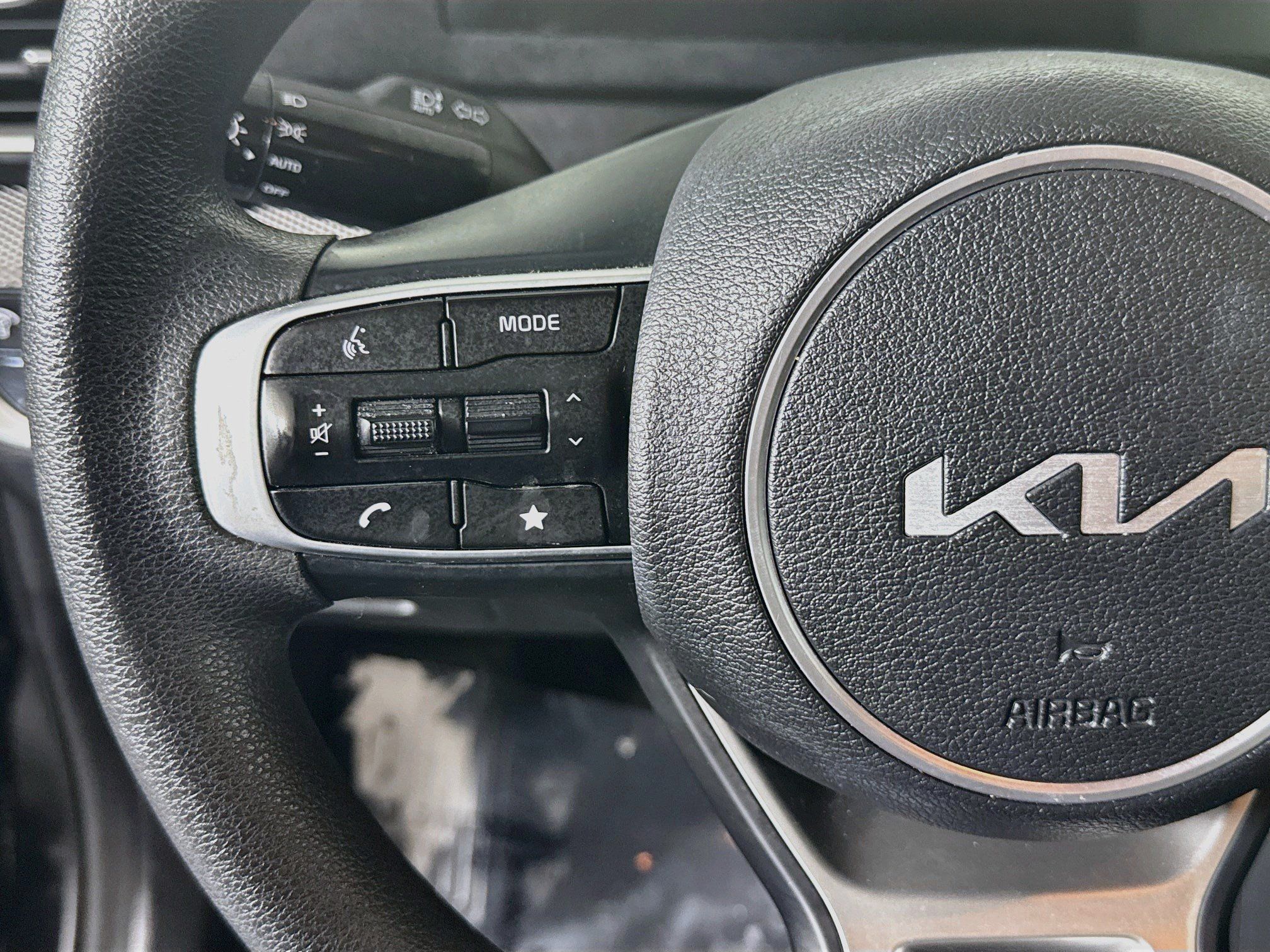 Used 2024 Kia Sportage LX AWD/4WD image 14