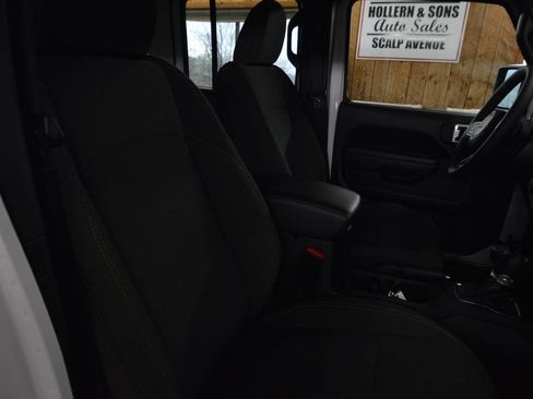 Used 2025 Jeep Wrangler Unlimited Sport S 4xe image 15