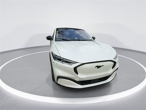 Used 2021 Ford Mustang Mach-E Premium image 3