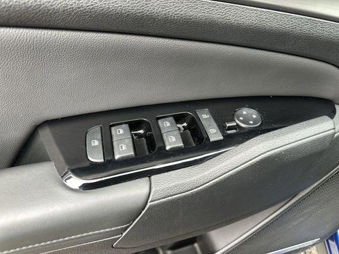 Used 2024 Kia Sportage EX image 13