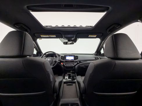 Used 2023 Honda Ridgeline Black Edition image 11
