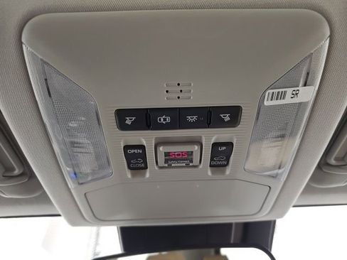 Used 2019 Toyota RAV4 XLE w/ Convenience Package image 26