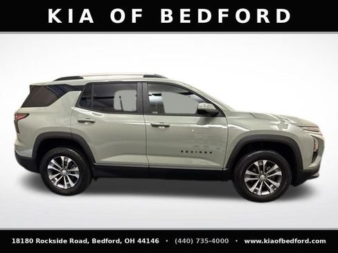 Used 2025 Chevrolet Equinox LT w/ Convenience Package II FWD image 4