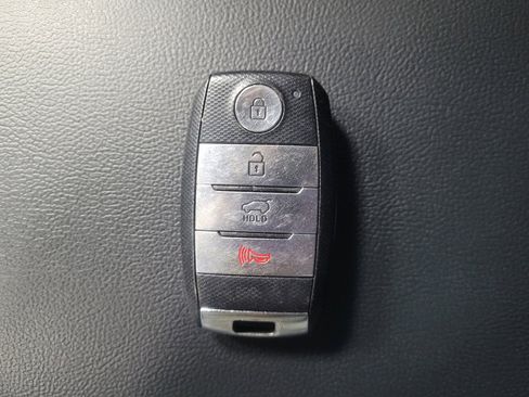 Used 2018 Kia Sorento EX AWD/4WD image 32