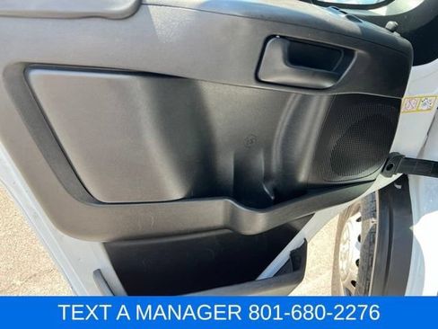 Used 2023 RAM ProMaster 2500 w/ Driver Convenience Group FWD image 15