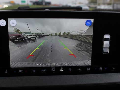 New 2025 Ford Maverick XLT w/ Equipment Group 301A image 32