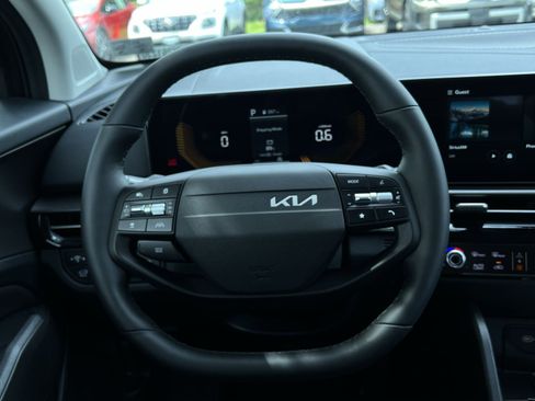 New 2026 Kia Sportage EX w/ EX Panorama Roof Package FWD image 31