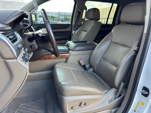 Used 2020 Chevrolet Suburban Premier w/ Max Trailering Package image 13