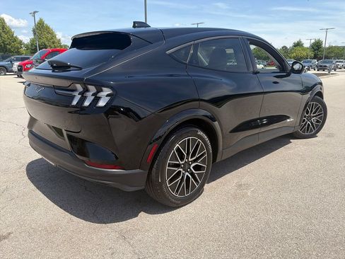 Used 2025 Ford Mustang Mach-E Premium AWD/4WD image 7
