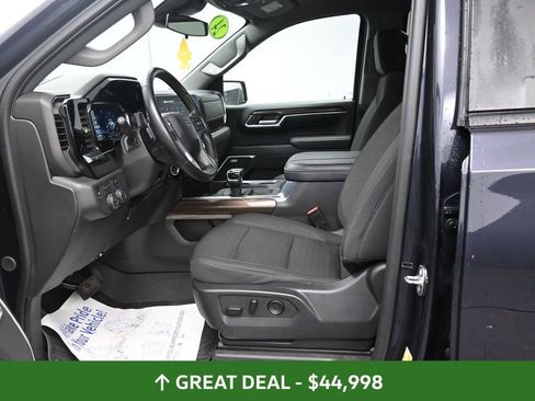 Used 2024 Chevrolet Silverado 1500 LT Trail Boss w/ Convenience Package II AWD/4WD image 31