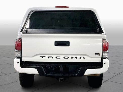 Used 2023 Toyota Tacoma TRD Off-Road image 4