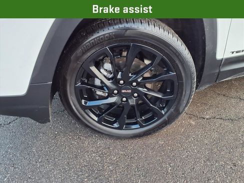 Certified 2023 GMC Terrain SLE w/ Elevation Edition image 37