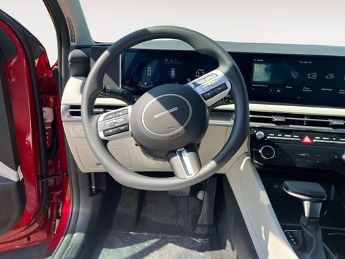 New 2026 Hyundai Tucson SEL image 13