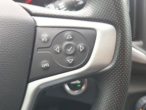 Used 2024 GMC Terrain SLE AWD/4WD image 37
