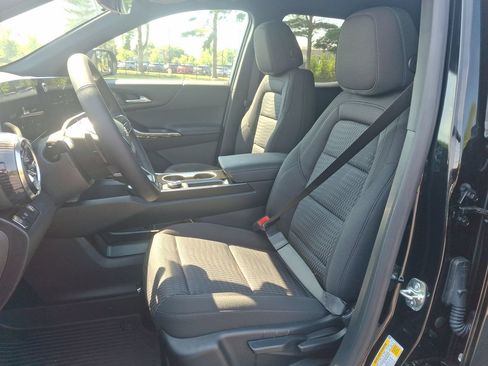New 2026 Chevrolet Equinox LT w/ Safety and Technology Package FWD image 14