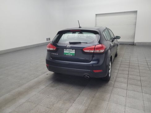 Used 2017 Kia Forte LX FWD image 9