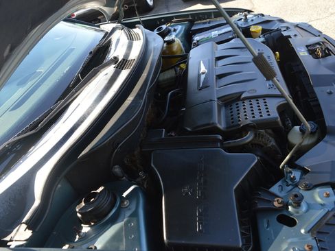 Used 2005 Chrysler Pacifica Touring w/ Comfort Convenience Group image 39