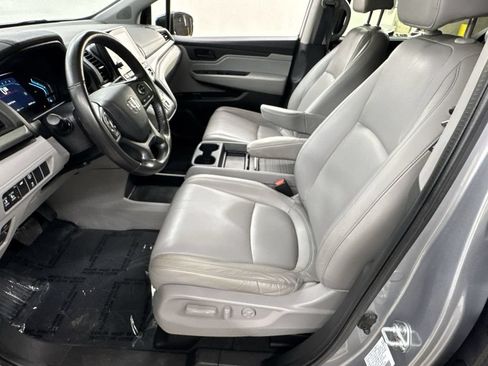 Used 2023 Honda Odyssey EX-L image 16