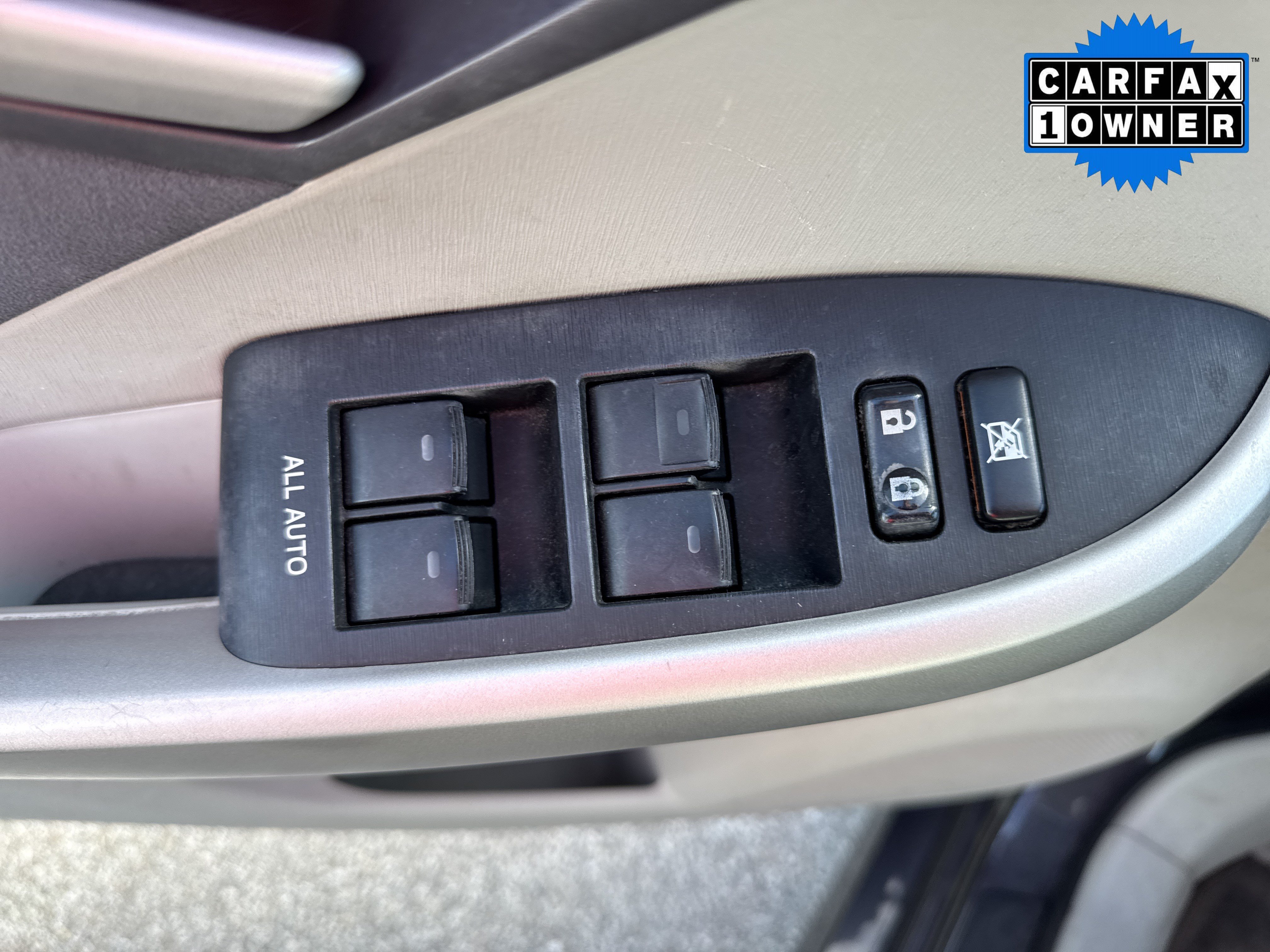 Used 2011 Toyota Prius Two FWD image 9
