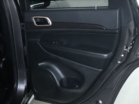 Used 2014 Jeep Grand Cherokee Altitude AWD/4WD image 30