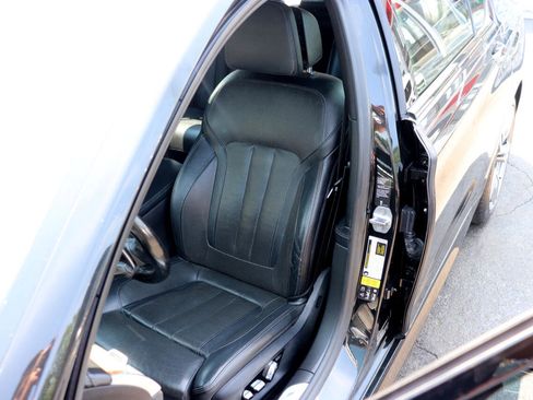 Used 2018 BMW 740i xDrive 740i xDrive Sedan image 11