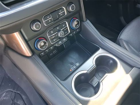 Used 2024 Chevrolet Tahoe High Country image 16