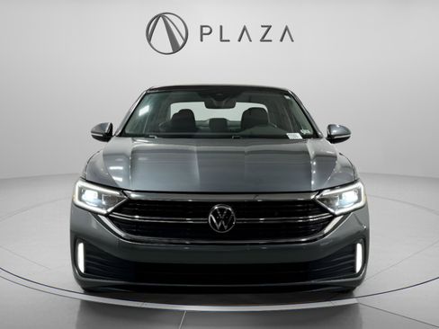 Used 2023 Volkswagen Jetta SEL image 7