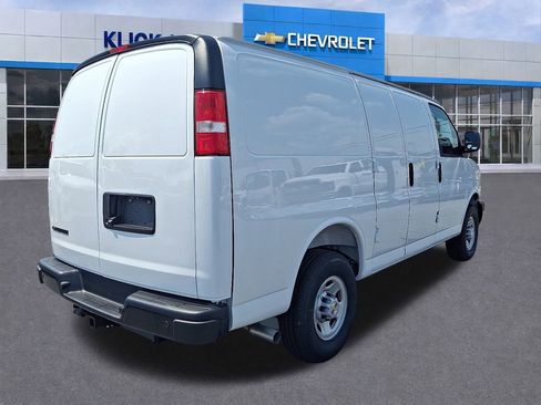 New 2025 Chevrolet Express 3500 WT Van w/ Driver Convenience Package image 4