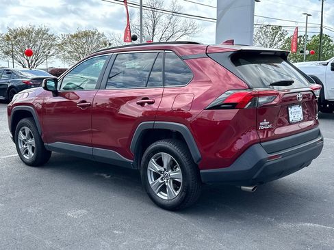 Used 2022 Toyota RAV4 XLE image 5