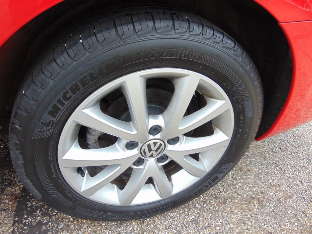 Used 2014 Volkswagen Jetta SE FWD image 26