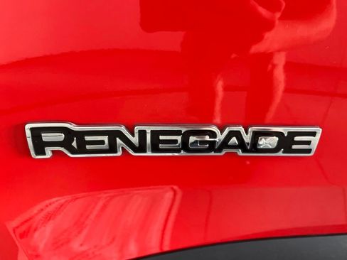 Used 2018 Jeep Renegade Sport w/ Power & Air Group AWD/4WD image 39