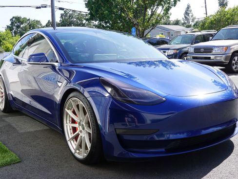 Used 2020 Tesla Model 3 Performance AWD/4WD image 7