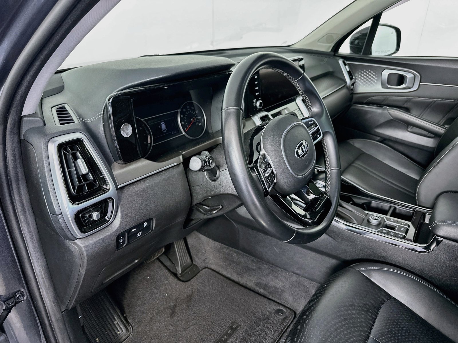 Used 2021 Kia Sorento SX FWD image 9