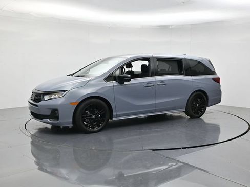 Used 2025 Honda Odyssey Sport-L image 6