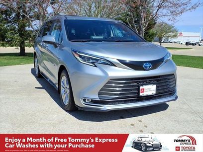 Certified 2024 Toyota Sienna Platinum