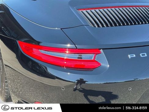 Used 2017 Porsche 911 Carrera RWD image 10