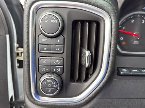 Used 2020 Chevrolet Silverado 2500 LTZ w/ LTZ Premium Package AWD/4WD image 21