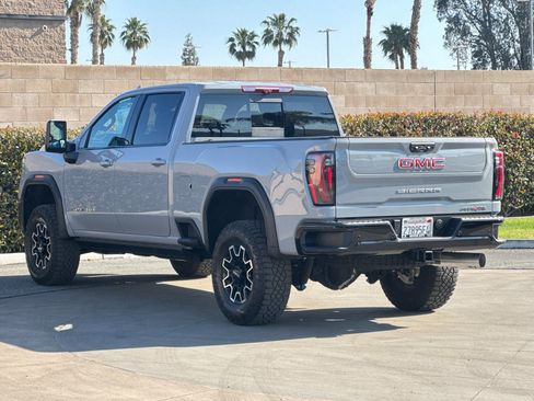 Certified 2025 GMC Sierra 2500 AT4X image 6
