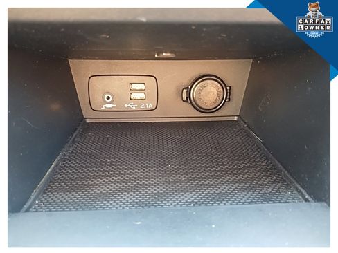 Used 2023 Subaru Crosstrek 2.0i Premium w/ Special Edition image 32