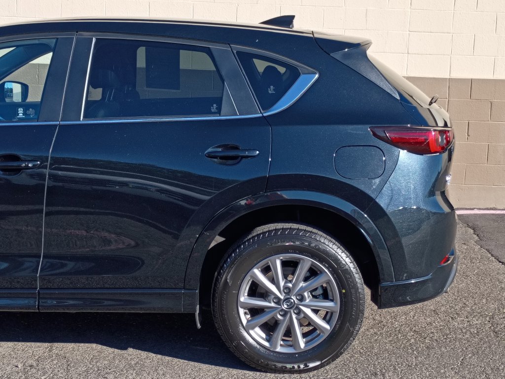 Used 2025 MAZDA CX-5 AWD 2.5 S w/ Preferred Package image 8
